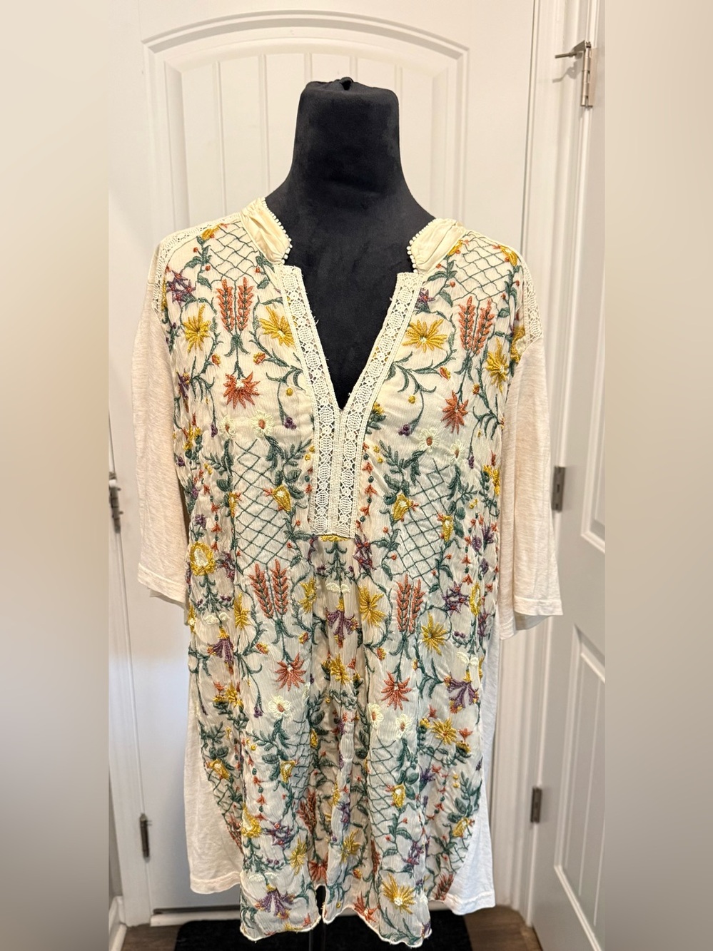 TINY by Anthropologie Embroidered Floral Boho Tunic Top